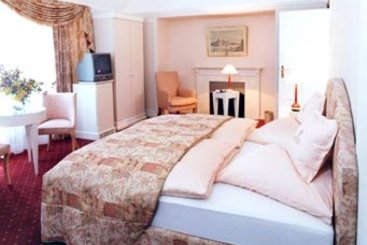 Relexa Schlosshotel Cecilienhof 3