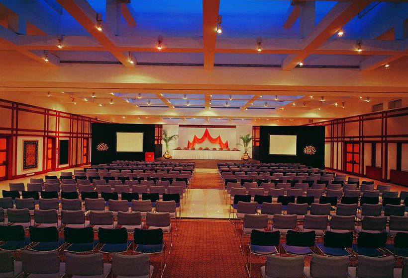 Hotel ITC Mughal Agra 13