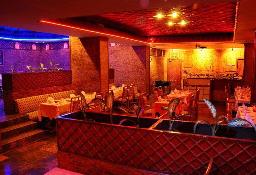 Hotel Clark Shiraz 5