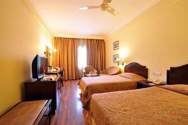 Hotel Ritz Plaza Amritsar 9