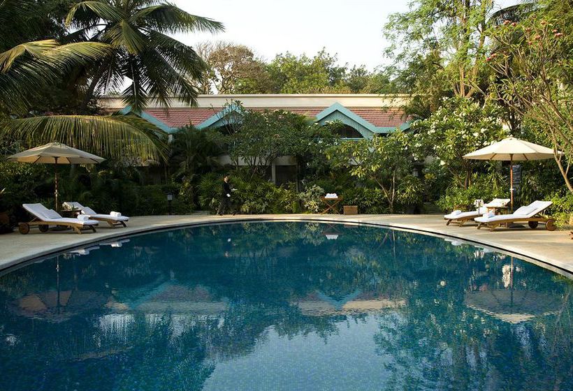 Hotel The Taj West End 10