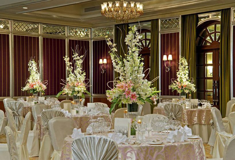 Hotel The Taj West End 16