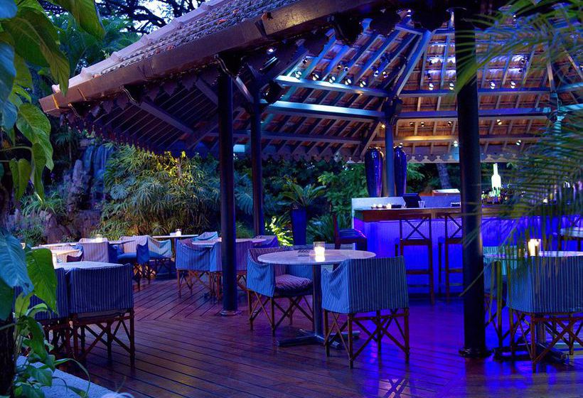 Hotel The Taj West End 8