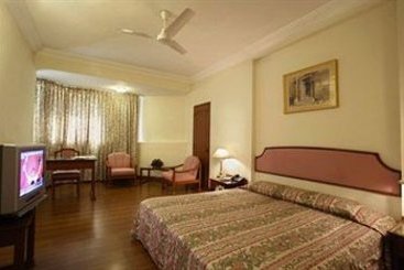Hotel Express Residency Vadodara 17
