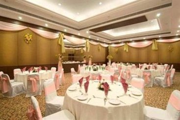 Hotel Express Residency Vadodara 19