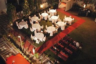 Hotel Express Residency Vadodara 5