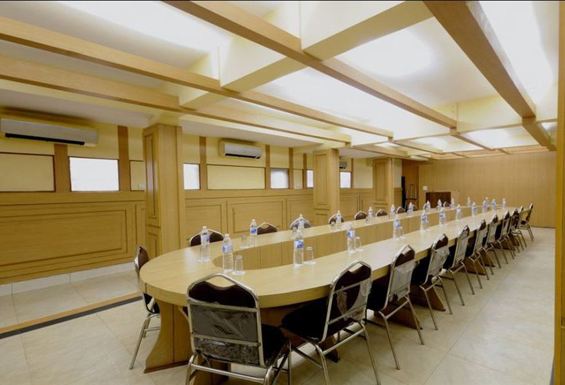 Silver Sands Beach Resort 11