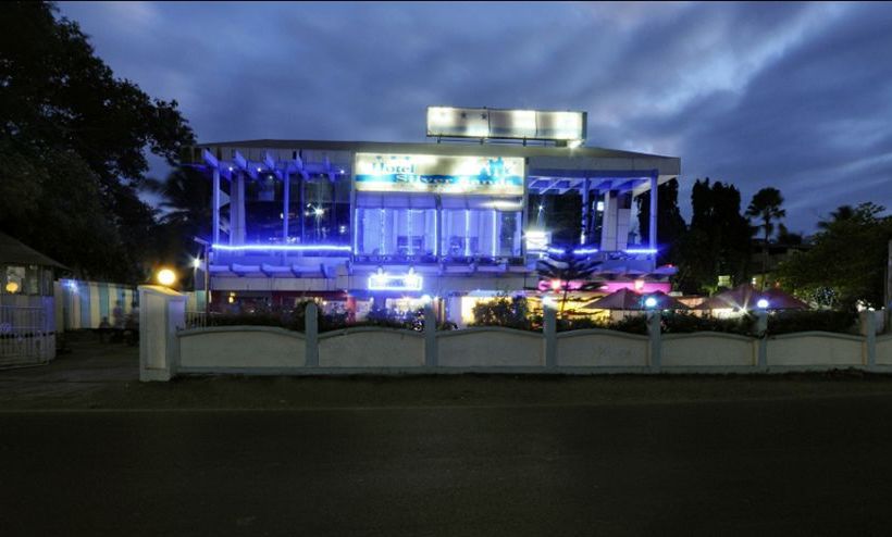 Silver Sands Beach Resort 12