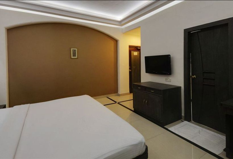 Silver Sands Beach Resort 19