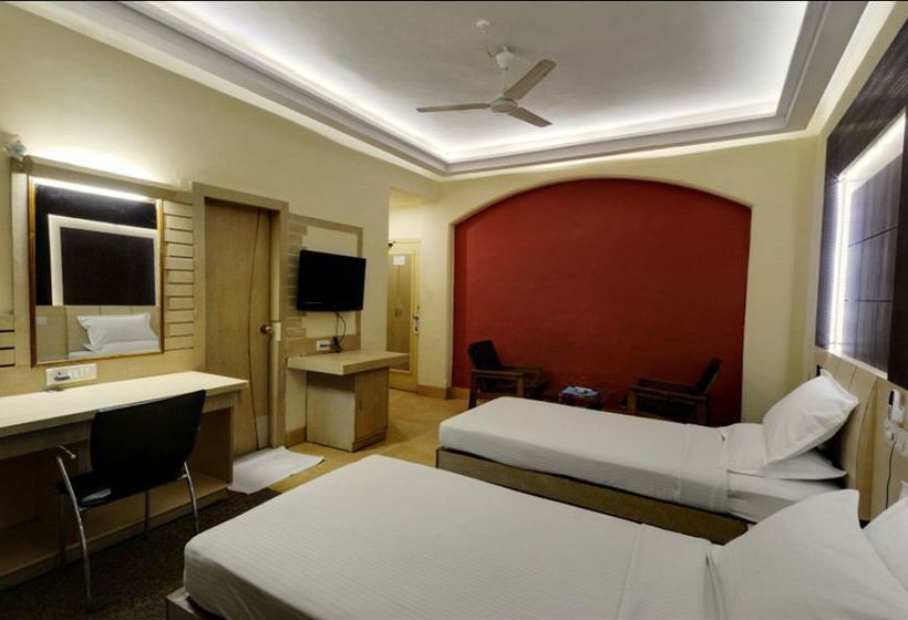 Silver Sands Beach Resort 6