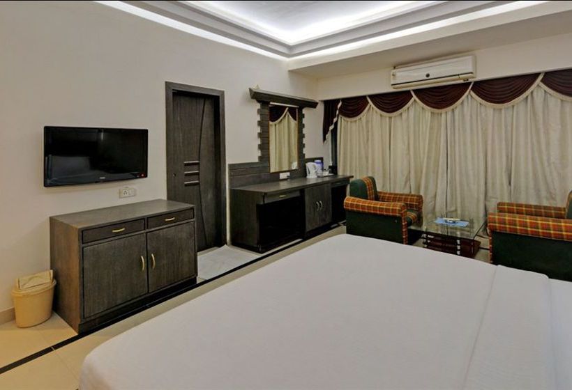 Silver Sands Beach Resort 8