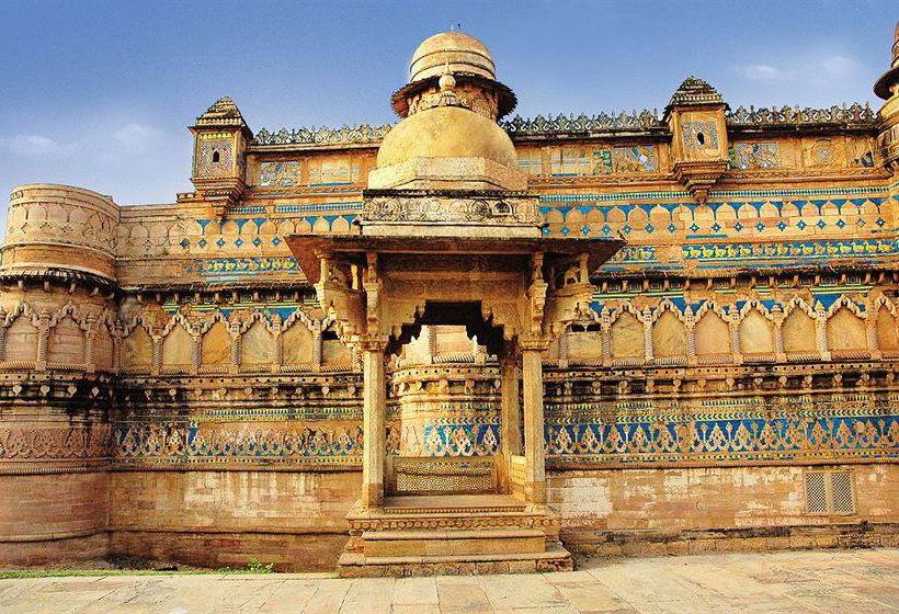 Hotel Usha Kiran Palace