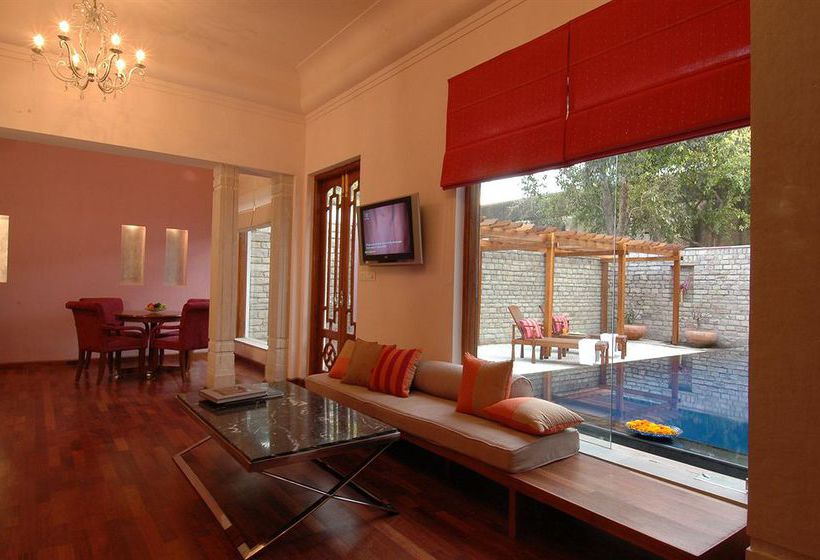 Hotel Usha Kiran Palace 13