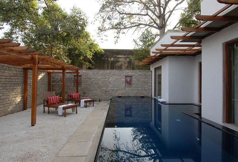 Hotel Usha Kiran Palace 6