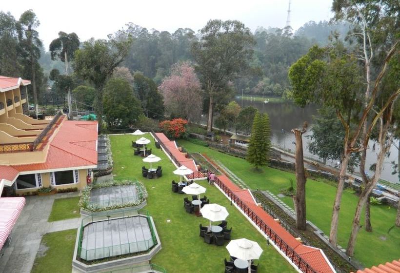 Hotel The Carlton 11