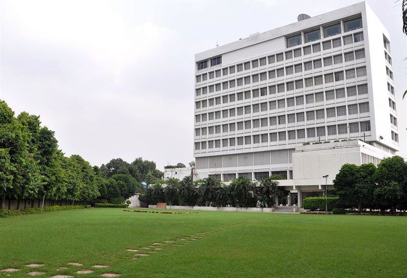 Hotel Clarks Avadh Uttar Pradesh