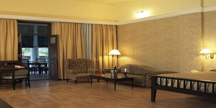 Hotel Royal Orchid Metropole 1