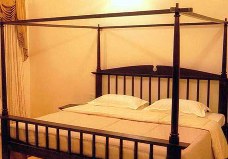 Hotel Royal Orchid Metropole 12