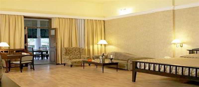 Hotel Royal Orchid Metropole 15