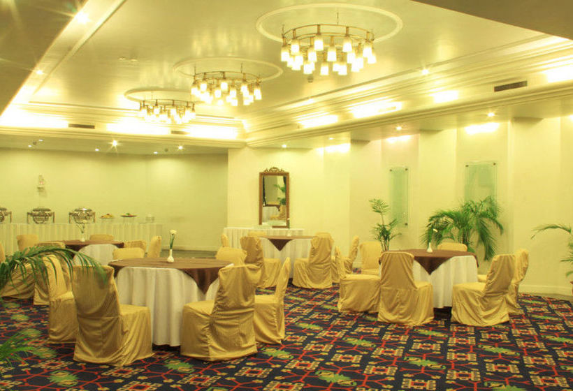 Hotel Maurya Patna 1