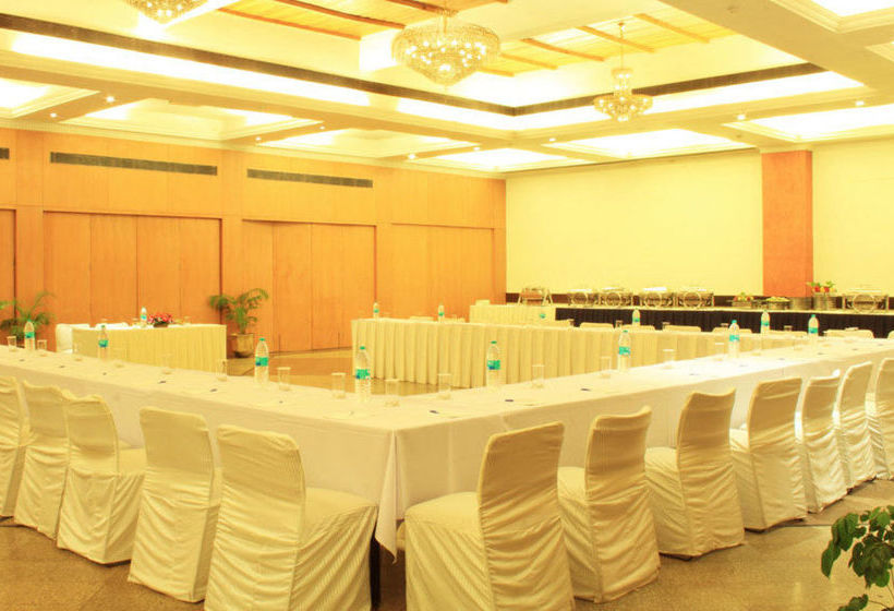 Hotel Maurya Patna 18