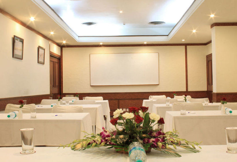 Hotel Maurya Patna 20