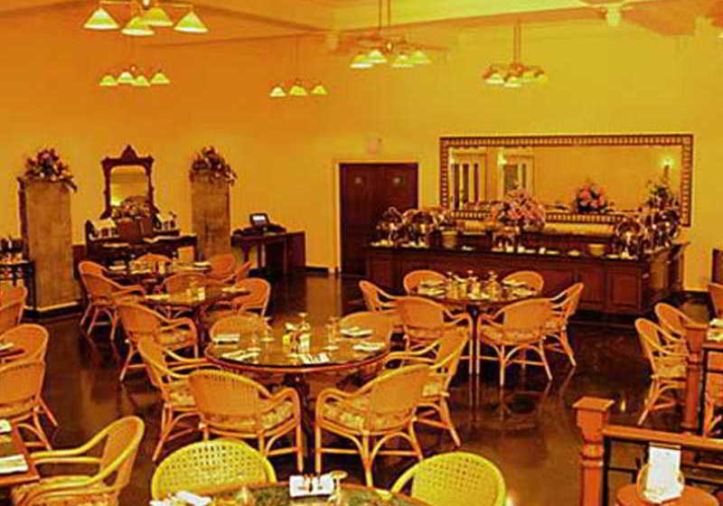 Hotel LaLiT Grand Palace 13