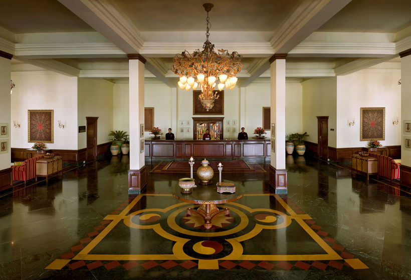 Hotel LaLiT Grand Palace 6