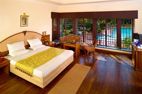 Hotel Aranya Nivas 2