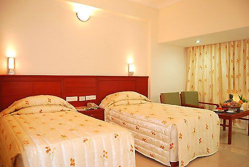 Hotel Breeze Residency 13