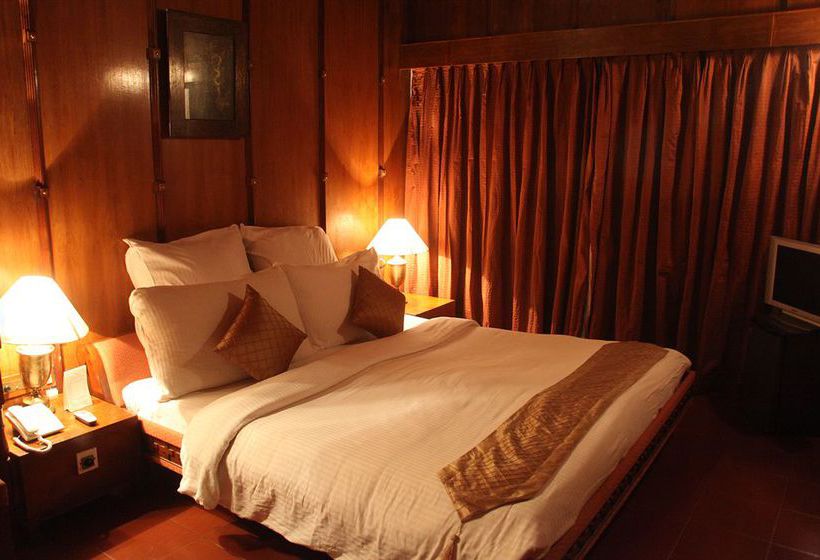 Hotel Saj Luciya Kerala