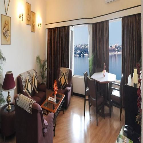 Hotel Lake View Ashok 5