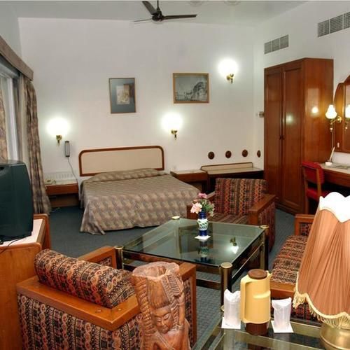 Hotel Lake View Ashok 7