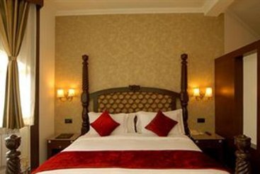 Hotel Arif Castles 10