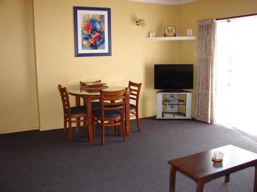 Aorangi Lodge Motel 2