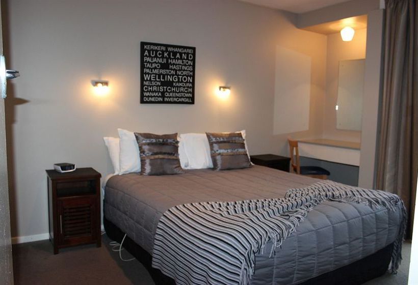 Best Western Diplomat Motel 14