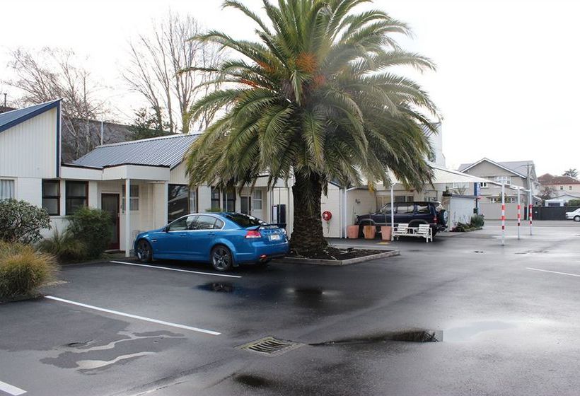 Best Western Diplomat Motel 4