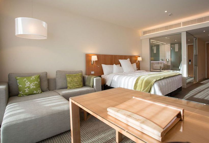 Copthorne Hotel Commodore Christchurch Airport 13