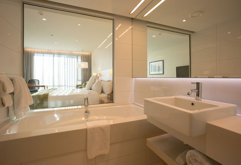 Copthorne Hotel Commodore Christchurch Airport 18