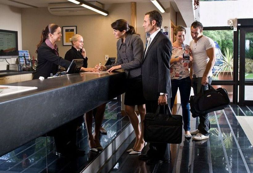 Copthorne Hotel Commodore Christchurch Airport 4