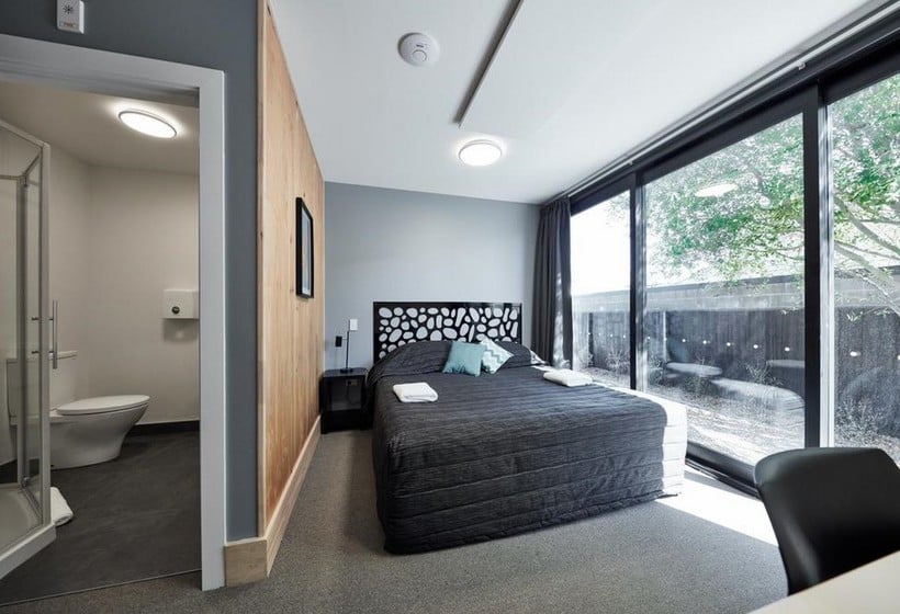 Hotel All Stars Inn on Bealey 12