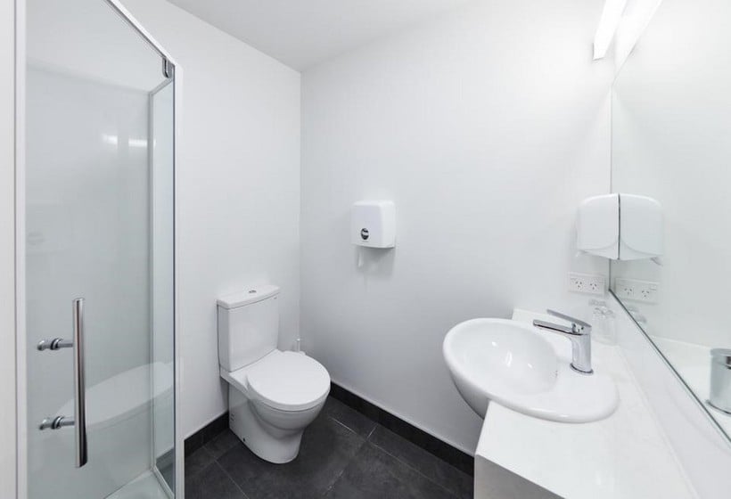 Hotel All Stars Inn on Bealey 16