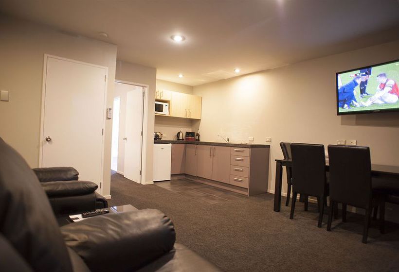 Hotel Arthur's Court Motor Lodge 3