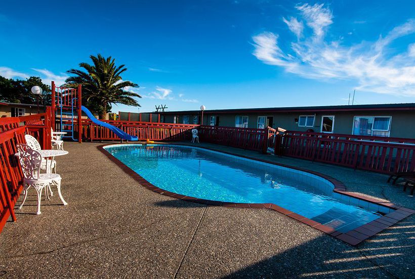 Charles Court Motel 15