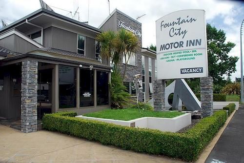 Hotel Fountain City Mountain Inn 7