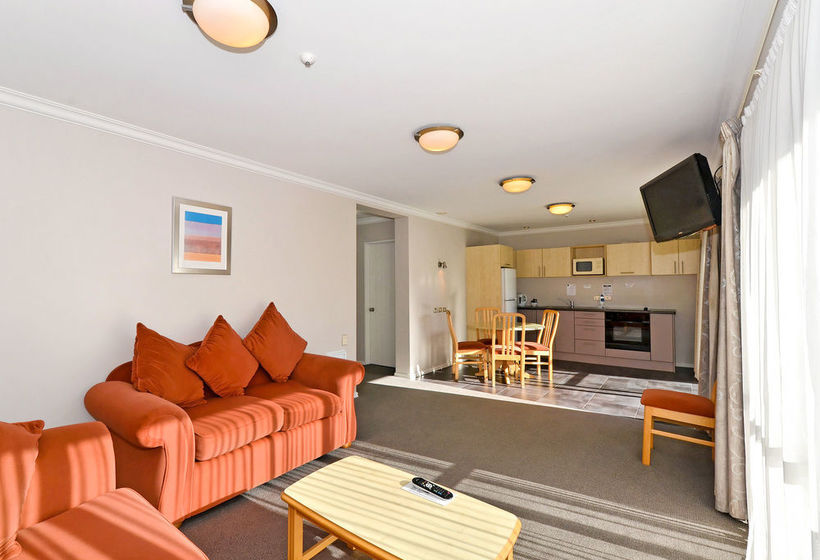 Quality Hotel Leisure Lodge 13