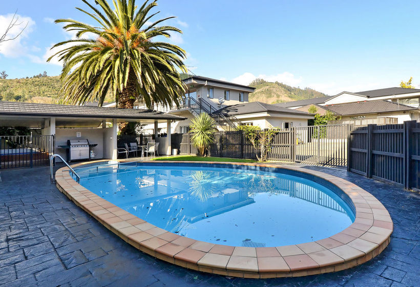 Quality Hotel Leisure Lodge 15