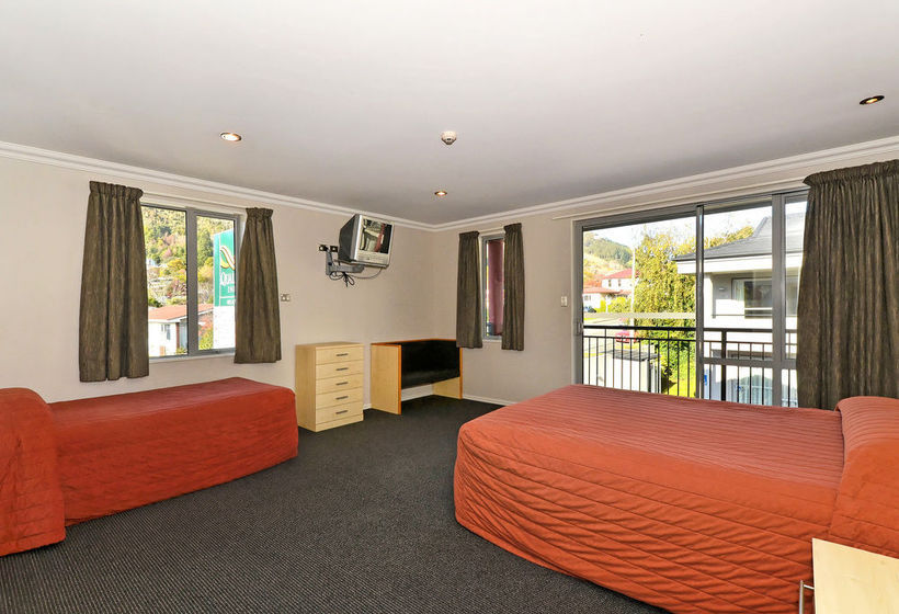 Quality Hotel Leisure Lodge 3