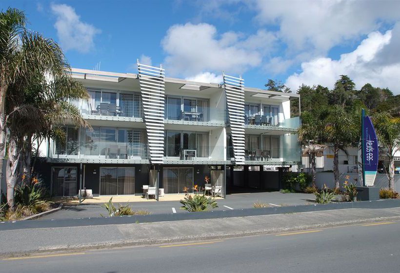 Hotel Sea Spray Suites 8