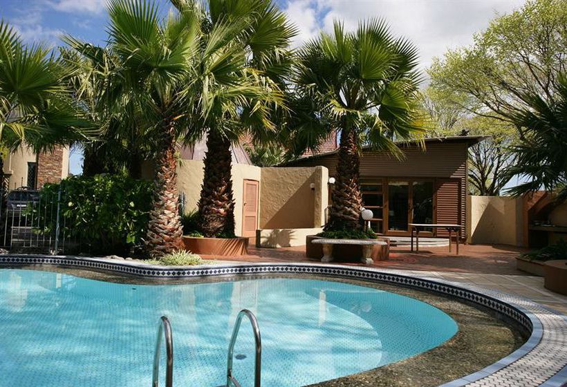 Hotel Coachman Palmerston North 3